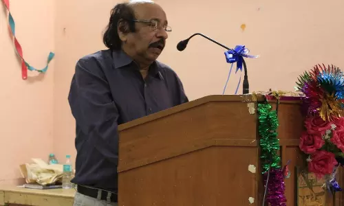 ക്രിസ്തുവിരോധികൾ ആദ്യം  കണ്ണാടി  നോക്കട്ടെ,  പിന്നെ രാജസ്ഥാനില്‍  പോയി, മുഖം  മറച്ച ഹിന്ദുസ്ത്രീകളെ  കാണട്ടെ; കെ.സച്ചിദാനന്ദൻ