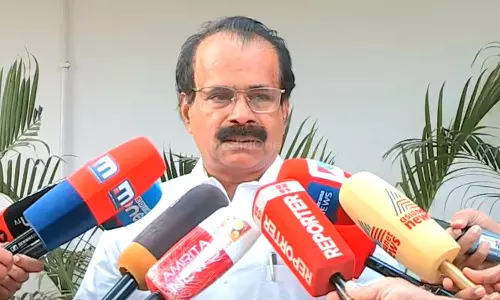 യൂണിഫോം വിഷയത്തിൽ മുസ്‌ലിം ലീഗ് പ്രശ്‌നമുണ്ടാക്കാൻ ശ്രമിക്കുന്നു, ഭീകരവാദത്തെ മതവത്കരിക്കുന്നു: ജോർജ് കുര്യൻ