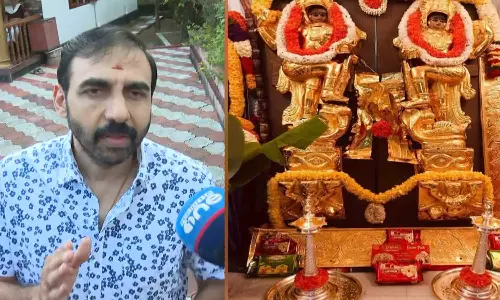 ശബരിമല സ്വർണ്ണക്കൊള്ള: ഉണ്ണികൃഷ്ണൻ പോറ്റിയുടെ വീട്ടിൽ   നിന്ന് സ്വർണ്ണവും പണവും പിടിച്ചെടുത്തു