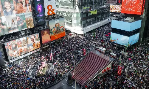 രാജാവല്ല, പ്രസിഡന്റ്; അമേരിക്കയിൽ ട്രംപിനെതിരെ വൻപ്രതിഷേധം; തെരുവിലിറങ്ങി ലക്ഷങ്ങൾ