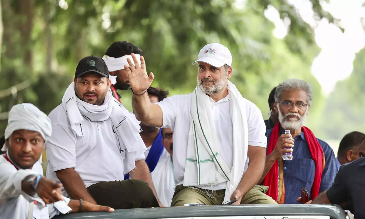 ബിഹാറിൽ പ്രതിസന്ധി ഒഴിയാതെ മഹാസഖ്യം ബിഹാറിൽ പ്രതിസന്ധി ഒഴിയാതെ മഹാസഖ്യം