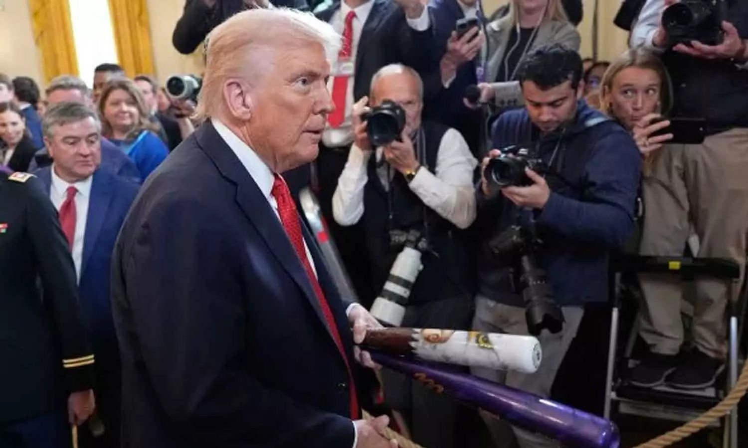 ന്യായമായ കരാറില്ലെങ്കിൽ 155% താരിഫ്‌: ചൈനക്കെതിരെ വീണ്ടും താരിഫ് ആയുധം പുറത്തെടുത്ത് യുഎസ്