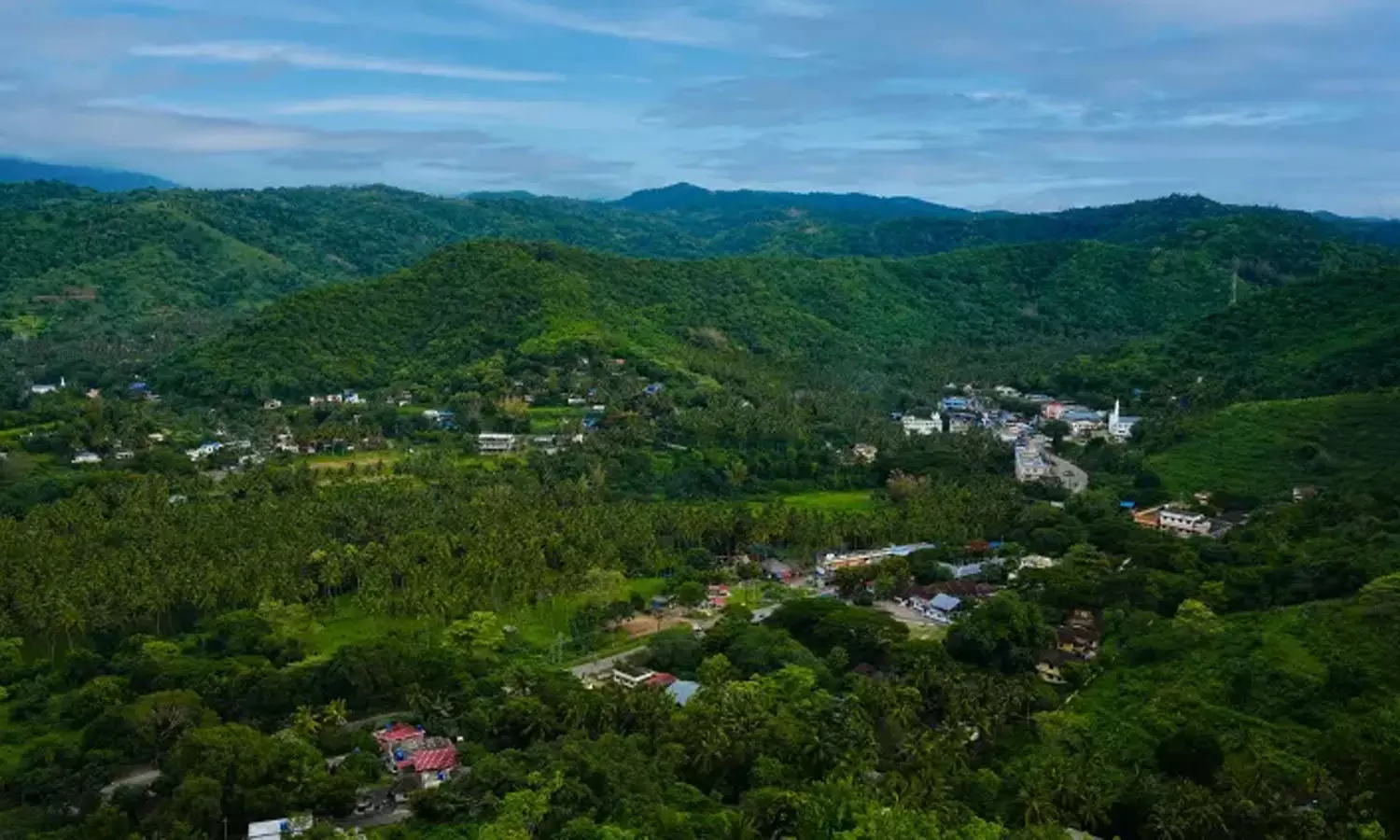 പാലക്കാട് അട്ടപ്പാടിയിൽ തണ്ടപ്പേര് മാറി നൽകുന്നത് വ്യാപകം