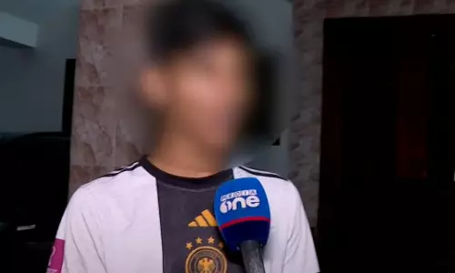 കോഴിക്കോട് വിദ്യാർഥിയെ തട്ടിക്കൊണ്ടുപോകാൻ ശ്രമം കോഴിക്കോട് വിദ്യാർഥിയെ തട്ടിക്കൊണ്ടുപോകാൻ ശ്രമം