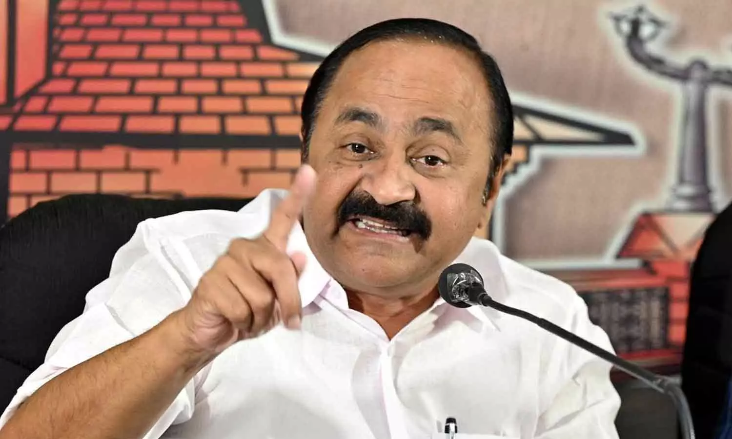 ആശാ സമരം; ഫാഷിസ്റ്റ് രീതിയിൽ നേരിടാനുള്ള നീക്കത്തിൽ നിന്ന് സർക്കാർ പിന്മാറണമെന്ന് വി.ഡി.സതീശൻ ആശാ സമരം; ഫാഷിസ്റ്റ് രീതിയിൽ നേരിടാനുള്ള നീക്കത്തിൽ നിന്ന് സർക്കാർ പിന്മാറണമെന്ന് വി.ഡി.സതീശൻ