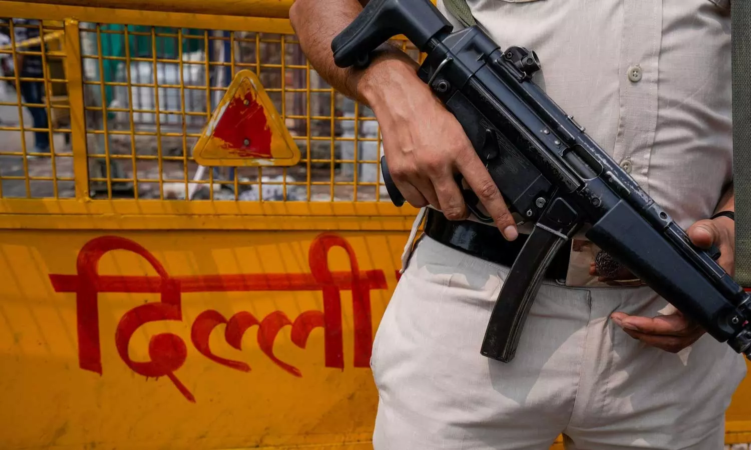 ഡൽഹിയിൽ നാല് കൊടുംകുറ്റവാളികളെ പൊലീസ് വെടിവെച്ചു കൊന്നു ഡൽഹിയിൽ നാല് കൊടുംകുറ്റവാളികളെ പൊലീസ് വെടിവെച്ചു കൊന്നു