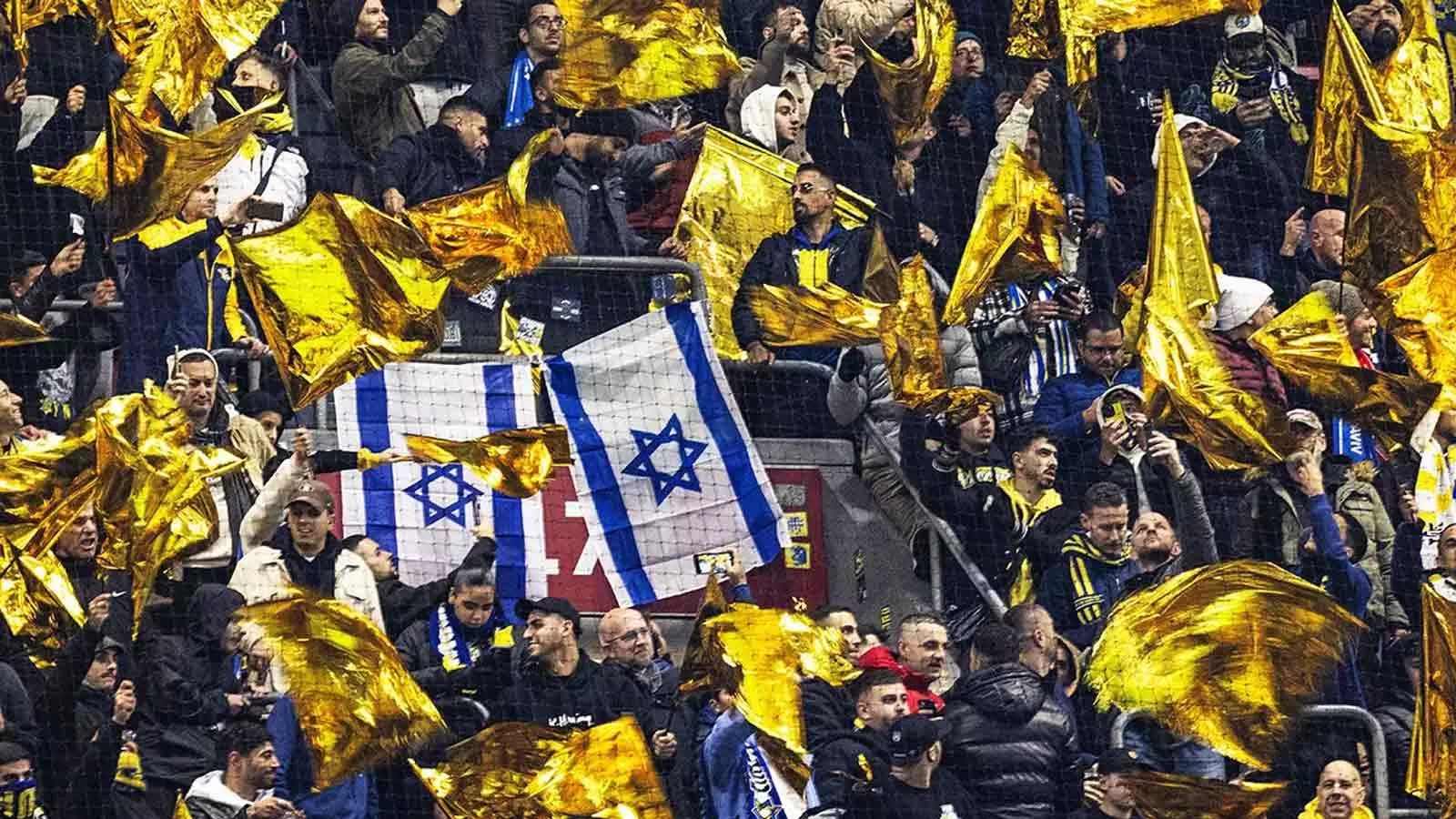 മുസ്ലിംകളെ ആക്രമിക്കുന്ന ഇസ്രായേൽ ആരാധകർ; മക്കാബി ഫാൻസിന് യുകെയിൽ വിലക്ക് മുസ്ലിംകളെ ആക്രമിക്കുന്ന ഇസ്രായേൽ ആരാധകർ; മക്കാബി ഫാൻസിന് യുകെയിൽ വിലക്ക്