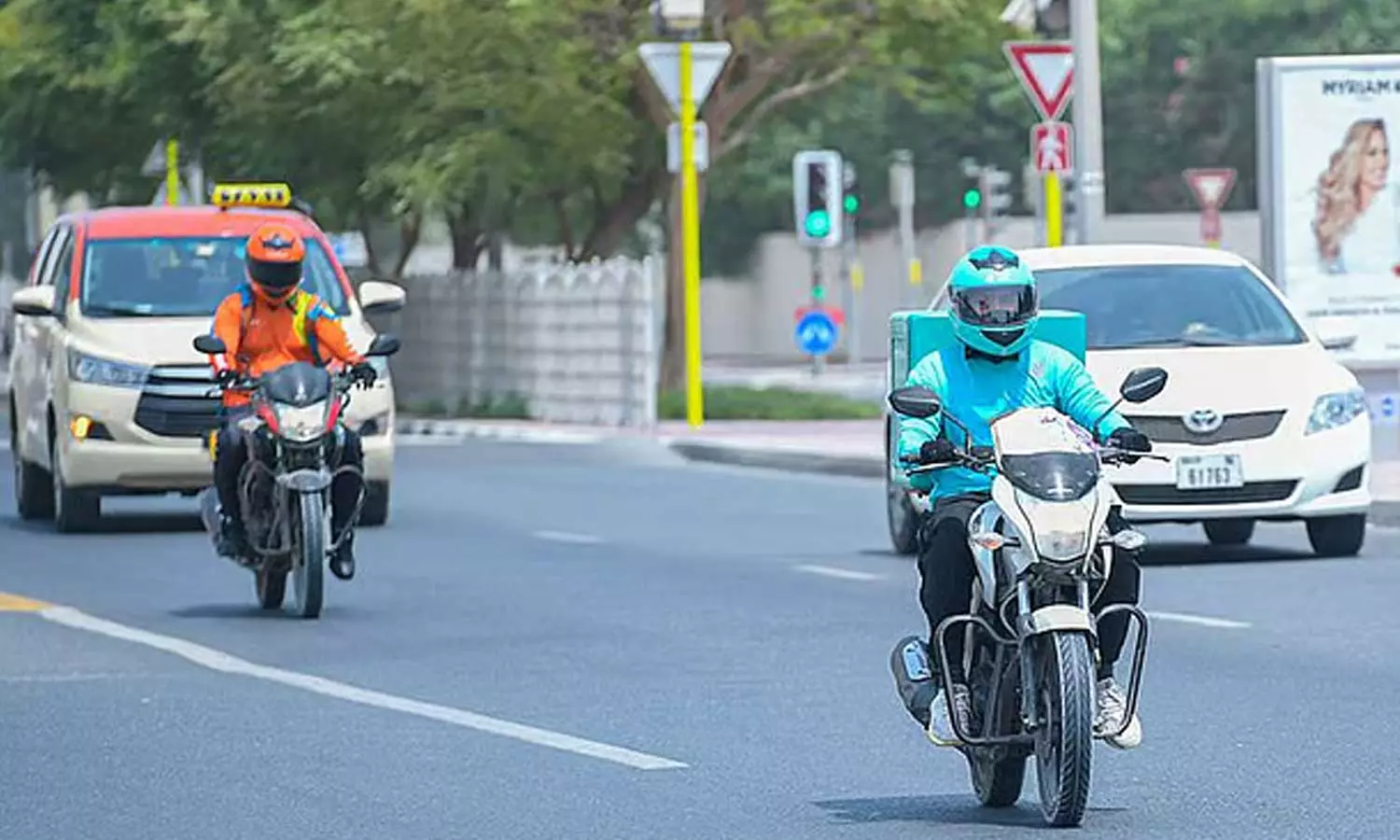 Bikes banned from speed lanes in Sharjah