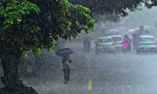 സംസ്ഥാനത്ത് ഇന്ന് ഇടിമിന്നലോട് കൂടിയ  മഴക്ക് സാധ്യത; ഒമ്പത് ജില്ലകളിൽ യെല്ലോ അലർട്ട്