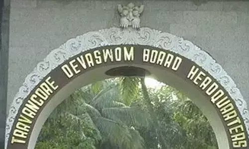 ശബരിമല സ്വർണക്കൊള്ള: തിരുവിതാംകൂർ ദേവസ്വം ബോർഡ് ഇന്ന് യോഗം ചേരും