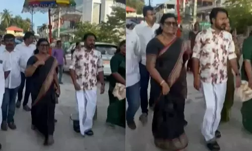 BJP Municipal Chairperson shares stage with Rahul Mamkootathil during BJP protest