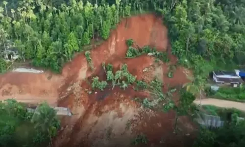 സ്ഥലത്ത് നിർമ്മാണ പ്രവർത്തനങ്ങൾ നടന്നിരുന്നില്ല, ബിജുവും ഭാര്യയും അപകടത്തിൽപെട്ടത് വ്യക്തിപരമായ ആവശ്യത്തിന് വീട്ടിലെത്തിയപ്പോള്‍; വിശദീകരണവുമായി ദേശീയപാത അതോറിറ്റി