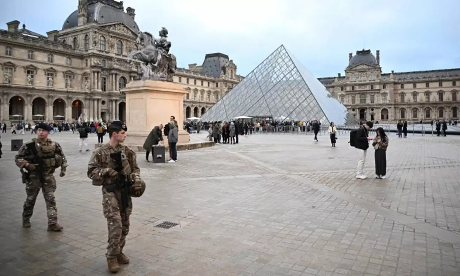 Louvre Museum Heist Suspects Arrested