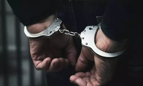 ഒമാനിലേക്ക് അനധികൃതമായി കടക്കാൻ ശ്രമിച്ച 18 ഏഷ്യൻ പൗരൻമാർ പിടിയിൽ