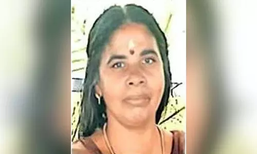 മൈസൂരുവിൽ വിനോദയാത്രയ്ക്കെത്തിയ കണ്ണൂർ സ്വദേശിനി ഭക്ഷണം കഴിക്കുന്നതിനിടെ ബസിടിച്ച് മരിച്ചു