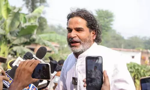 പ്രശാന്ത് കിഷോറിന് രണ്ട് സംസ്ഥാനങ്ങിൽ വോട്ട്: തെരഞ്ഞെടുപ്പ് കമ്മീഷന് നോട്ടീസയച്ചു പ്രശാന്ത് കിഷോറിന് രണ്ട് സംസ്ഥാനങ്ങിൽ വോട്ട്: തെരഞ്ഞെടുപ്പ് കമ്മീഷന് നോട്ടീസയച്ചു