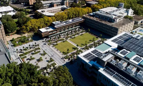 ഇന്ത്യൻ വിദ്യാർഥികൾക്ക് 28.5 ലക്ഷം രൂപയുടെ സ്കോളർഷിപ്പുമായി ആസ്ട്രേലിയൻ യൂണിവേഴ്സിറ്റി ഇന്ത്യൻ വിദ്യാർഥികൾക്ക് 28.5 ലക്ഷം രൂപയുടെ സ്കോളർഷിപ്പുമായി ആസ്ട്രേലിയൻ യൂണിവേഴ്സിറ്റി