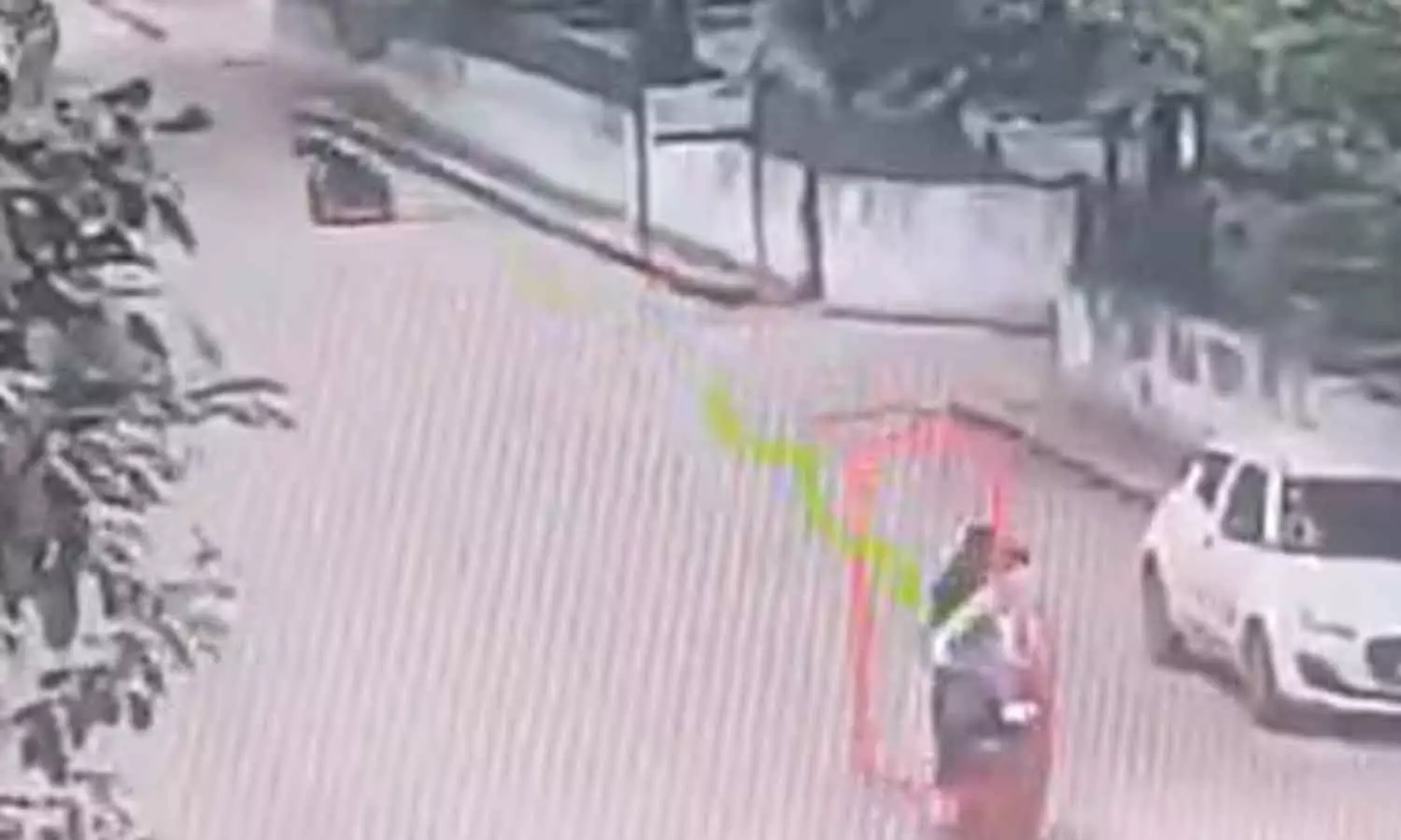 മധ്യപ്രദേശില് ബിജെപി നേതാവിനെ വെടിവെച്ച് കൊന്നു: വിവരം പുറത്തുവന്നതിന് പിന്നാലെ അക്രമികളിലൊരാളുടെ പിതാവ് ജീവനൊടുക്കി മധ്യപ്രദേശില് ബിജെപി നേതാവിനെ വെടിവെച്ച് കൊന്നു: വിവരം പുറത്തുവന്നതിന് പിന്നാലെ അക്രമികളിലൊരാളുടെ പിതാവ് ജീവനൊടുക്കി