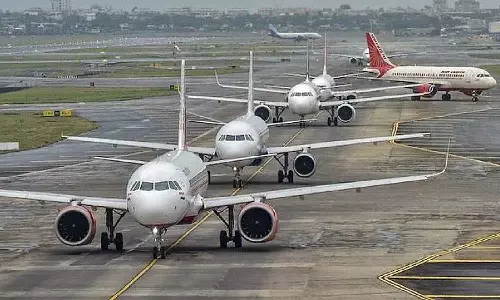 ആളില്ല, വിമാനവുമില്ല: ഉത്തർപ്രദേശിൽ നാല് വിമാനത്താവളങ്ങൾ അടച്ചു