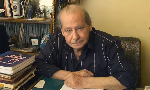 ഹന്ന മീന: കടാപ്പുറത്ത് നിന്നൊരു കഥാകാരൻ...