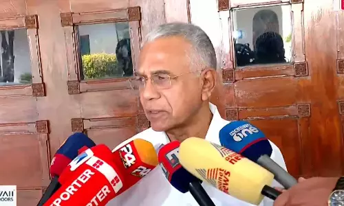 പിഎം ശ്രീ; എം.എ ബേബിക്കെതിരായ പരാമർശത്തിൽ നേരിട്ട് ഖേദം അറിയിച്ച് പ്രകാശ് ബാബു