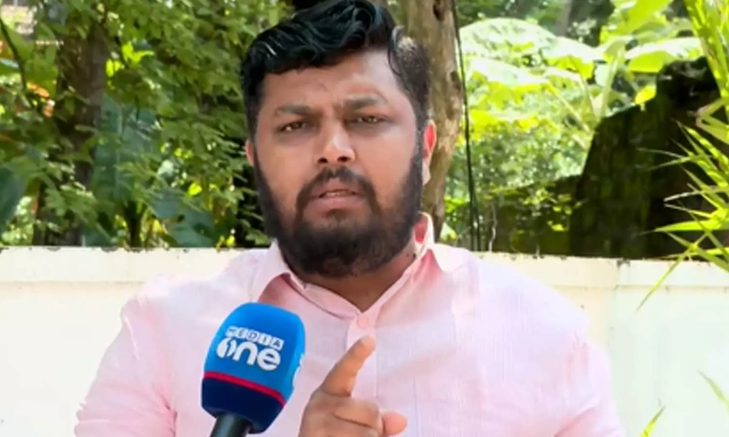 ഷാഫി പറമ്പിൽ അന്ന് വന്നില്ലെങ്കിൽ സിപിഎം അവിടെ കലാപമുണ്ടാക്കിയേനെ; വി.പി ദുൽഖിഫിൽ