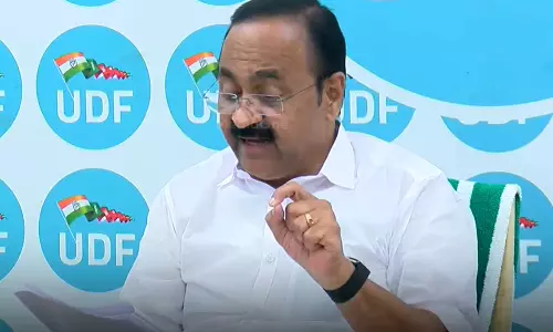 അതിദാരിദ്ര്യ മുക്ത പ്രഖ്യാപനം:സർക്കാർ ഇരുട്ടുകൊണ്ട് ഓട്ടയടക്കുന്നു,പ്രഖ്യാപനം തെരഞ്ഞെടുപ്പ് മുന്നില്‍ക്കണ്ട്; വി.ഡി സതീശൻ