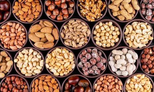 പ്രമേഹരോഗികൾക്ക് ‍ഡ്രെെ ഫ്രൂട്ട്സ് കഴിക്കാമോ?; കൂടുതലറിയാം...