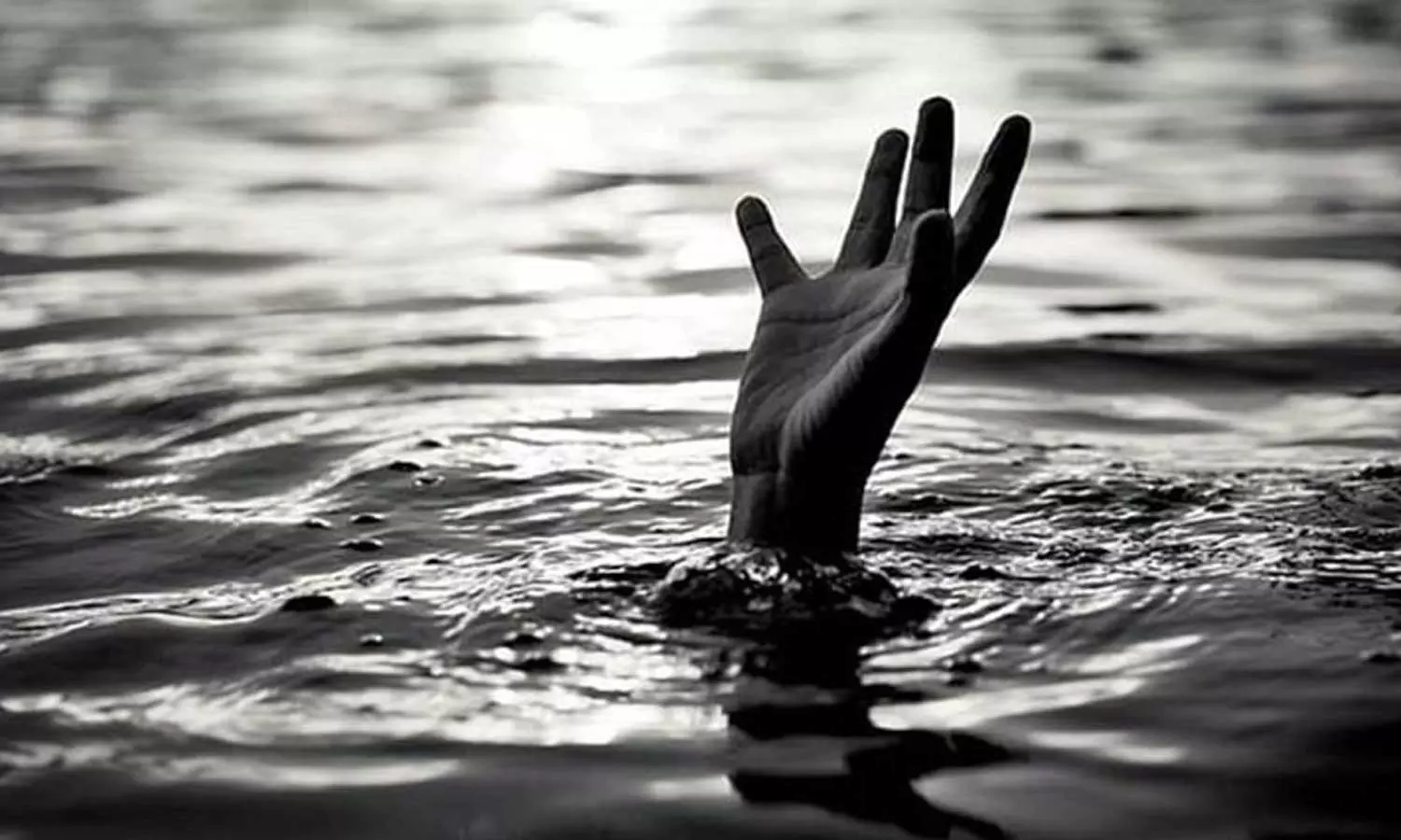 Four women including Sri Lankan refugee drown at Chennai beach
