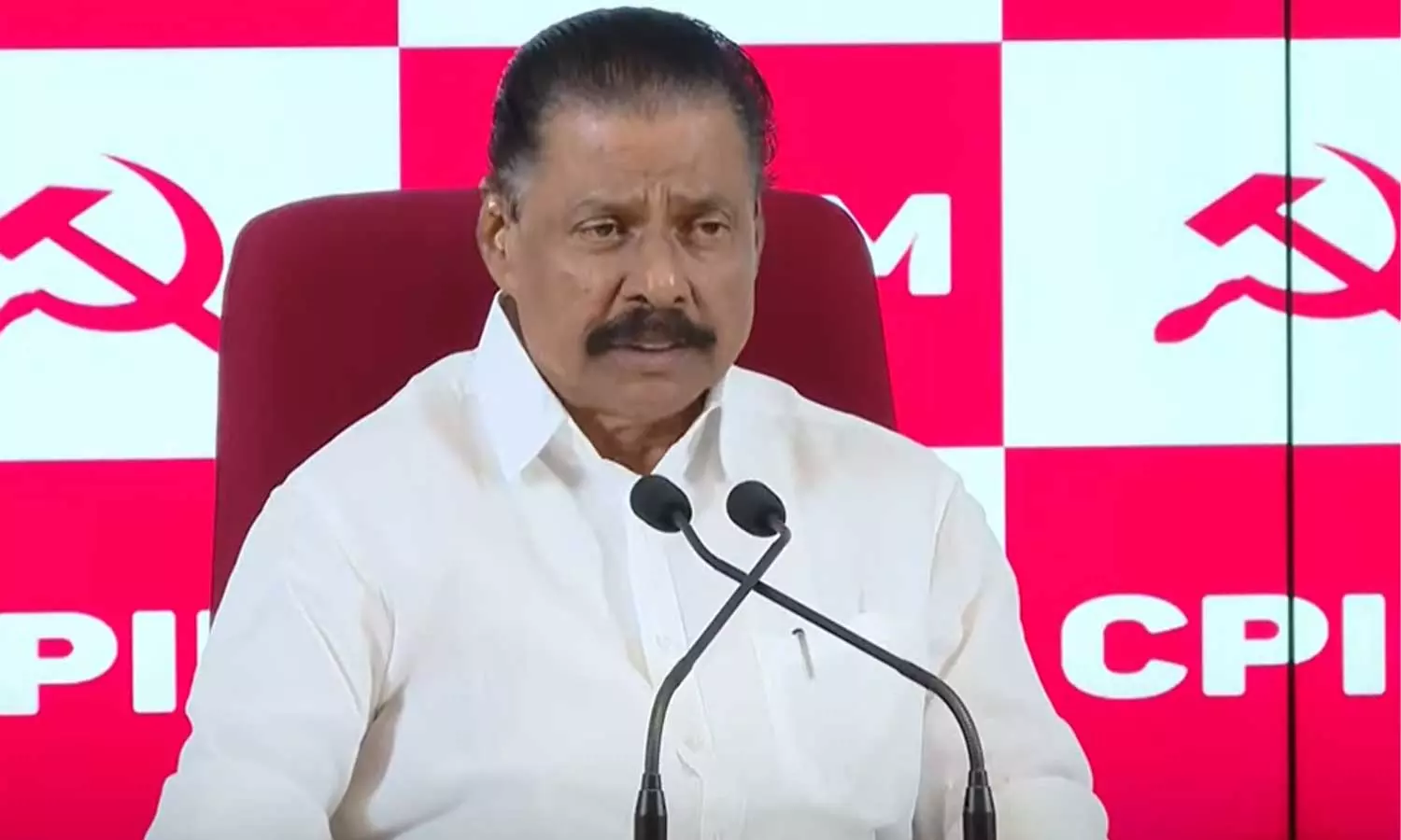 പിഎം ശ്രീയിൽ ചർച്ച ചെയ്യാതെ തീരുമാനമെടുത്തത് വീഴ്ച: എം.വി ഗോവിന്ദൻ പിഎം ശ്രീയിൽ ചർച്ച ചെയ്യാതെ തീരുമാനമെടുത്തത് വീഴ്ച: എം.വി ഗോവിന്ദൻ