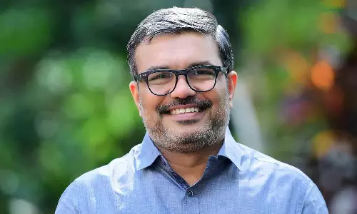 ശുദ്ധതട്ടിപ്പിന്റെ ഗണത്തില്‍ പ്രതിപക്ഷം ഭരിക്കുന്ന തദ്ദേശസ്ഥാപനങ്ങളും വരുമോ ? ചോദ്യങ്ങളുമായി മന്ത്രി എം.ബി രാജേഷ്