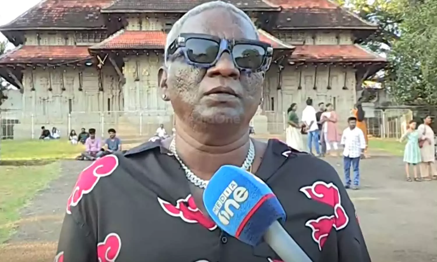 ഫുട്ബോൾ ഇതിഹാസം ഐ.എം വിജയന്റെ പേരിലുള്ള അന്താരാഷ്ട്ര സ്പോർട്സ് കോംപ്ലക്സ്; ആദ്യഘട്ട നിർമാണം പൂർത്തീകരിച്ച കായിക സമുച്ചയം ഇന്ന് നാടിന് സമർപ്പിക്കും ഫുട്ബോൾ ഇതിഹാസം ഐ.എം വിജയന്റെ പേരിലുള്ള അന്താരാഷ്ട്ര സ്പോർട്സ് കോംപ്ലക്സ്; ആദ്യഘട്ട നിർമാണം പൂർത്തീകരിച്ച കായിക സമുച്ചയം ഇന്ന് നാടിന് സമർപ്പിക്കും