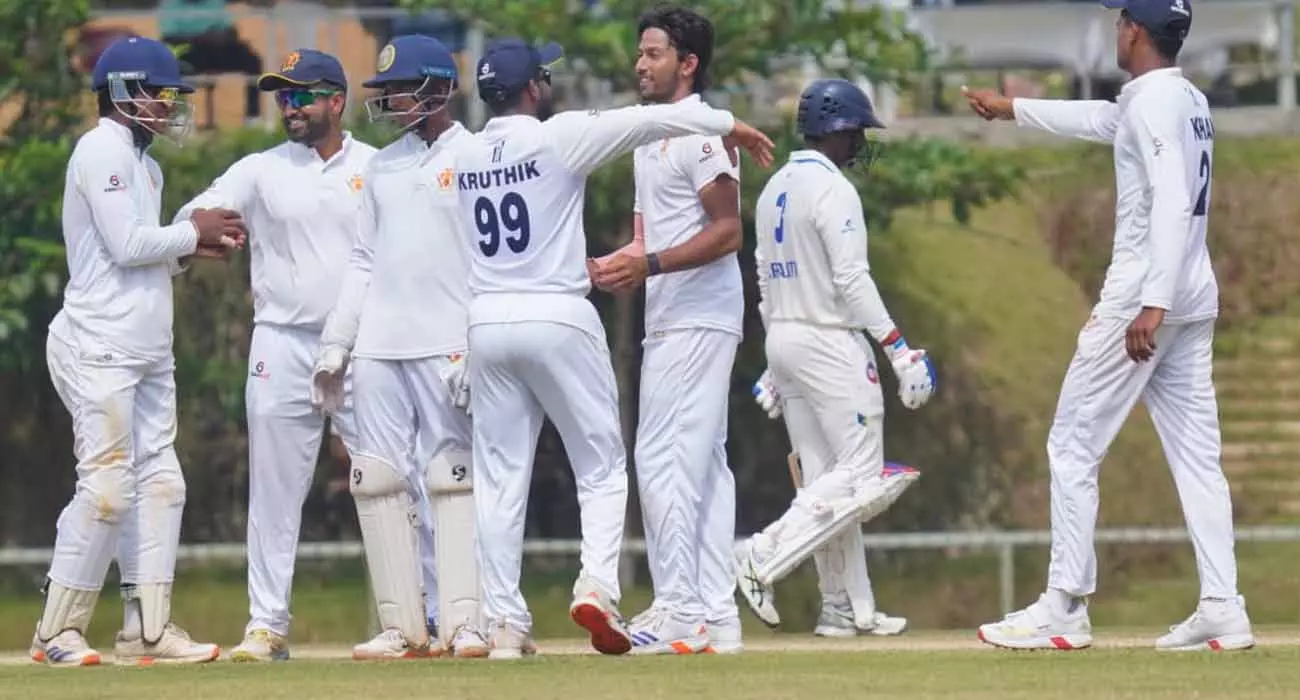 Kerala follow on in Ranji Trophy; bowled out for 238 in first innings Kerala follow on in Ranji Trophy; bowled out for 238 in first innings
