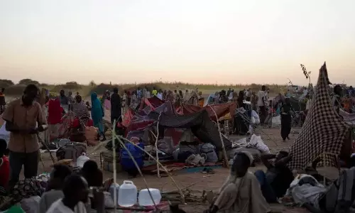 സഹായമെത്തിക്കാനുള്ള ശ്രമങ്ങൾ വിജയിച്ചില്ല; സുഡാനിലെ അൽ ഫാഷിറില് കുടുങ്ങിക്കിടക്കുന്ന ലക്ഷക്കണക്കിനാളുകളുടെ ജീവന് അപകടത്തില് സഹായമെത്തിക്കാനുള്ള ശ്രമങ്ങൾ വിജയിച്ചില്ല; സുഡാനിലെ അൽ ഫാഷിറില് കുടുങ്ങിക്കിടക്കുന്ന ലക്ഷക്കണക്കിനാളുകളുടെ ജീവന് അപകടത്തില്