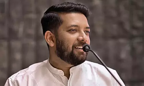 ഷാഫി പറമ്പിലിന് എതിരായ പൊലീസ് നടപടി; സംസ്ഥാനത്തോട് റിപ്പോർട്ട് തേടാൻ കേന്ദ്ര ആഭ്യന്തര മന്ത്രാലയത്തിന് നിർദേശം