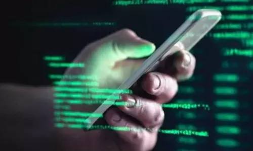 പുൽവാമ ഭീകരാക്രമണത്തിൽ പങ്കുണ്ടെന്ന് ആരോപിച്ച് ഭീഷണി; എടിഎസ് തലവനെന്ന വ്യാജേന യുവാവില്‍ നിന്ന് തട്ടിയെടുത്തത് 10 ലക്ഷം രൂപ