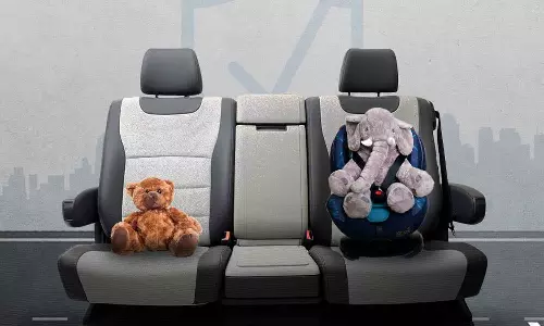 10 വയസ്സിൽ താഴെയുള്ള കുട്ടികൾ മുൻസീറ്റിൽ വേണ്ട!; കർശന മുന്നറിയിപ്പുമായി ഖത്തർ ആഭ്യന്തര മന്ത്രാലയം 10 വയസ്സിൽ താഴെയുള്ള കുട്ടികൾ മുൻസീറ്റിൽ വേണ്ട!; കർശന മുന്നറിയിപ്പുമായി ഖത്തർ ആഭ്യന്തര മന്ത്രാലയം