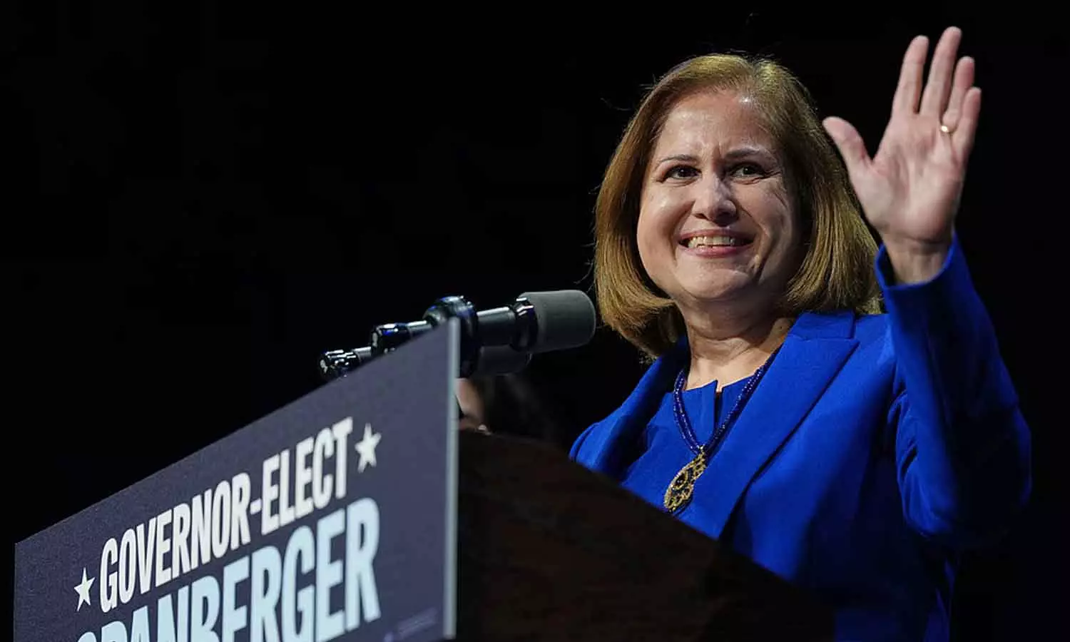 മംദാനിക്ക് പിന്നാലെ ചരിത്രമെഴുതി ഗസാല ഹാഷ്മി: വെർജീനിയ ലഫ്.ഗവർണറായി ഇന്ത്യന് വംശജ, പദവിയിലെത്തുന്ന ആദ്യ മുസ്ലിം വനിത മംദാനിക്ക് പിന്നാലെ ചരിത്രമെഴുതി ഗസാല ഹാഷ്മി: വെർജീനിയ ലഫ്.ഗവർണറായി ഇന്ത്യന് വംശജ, പദവിയിലെത്തുന്ന ആദ്യ മുസ്ലിം വനിത