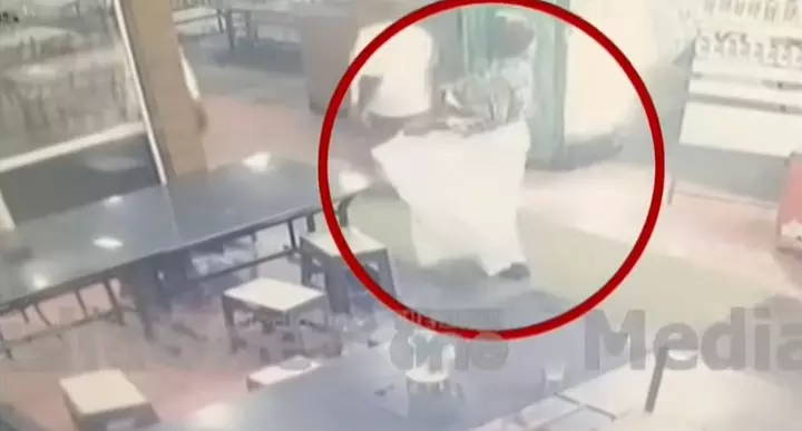 ബാലമുരുകൻ രക്ഷപ്പെട്ടത് മോഷ്ടിച്ച ബൈക്കുമായി; തമിഴ്നാട്ടിലേക്ക് കടന്നിട്ടുണ്ടെന്ന് സംശയം ബാലമുരുകൻ രക്ഷപ്പെട്ടത് മോഷ്ടിച്ച ബൈക്കുമായി; തമിഴ്നാട്ടിലേക്ക് കടന്നിട്ടുണ്ടെന്ന് സംശയം