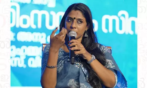 നിങ്ങൾ കേരളക്കാർ നോൺ വെജ് കഴിക്കുന്നവരല്ലേ, ഞങ്ങൾ ബ്രാഹ്മണരാണ്, ഞങ്ങൾ കഴിച്ചിട്ടേ നിങ്ങൾക്ക് കഴിക്കാനാവൂ;ചിക്​മഗളൂരില്‍ നേരിടേണ്ടി വന്ന അനുഭവം പങ്കുവെച്ച് അനു പാപ്പച്ചന്‍