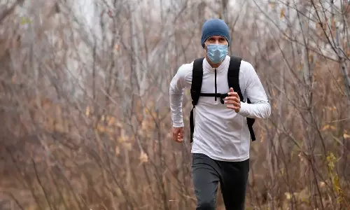 മൂടൽമഞ്ഞിൽ നടക്കാനിറങ്ങാറുണ്ടോ? തലച്ചോറിനെ തകരാറിലാക്കുന്ന അപകടത്തെ കരുതിയിരിക്കണേ