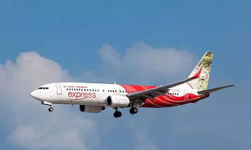 എന്ത് വിധിയിത്! മൂന്ന് ദിവസമായിട്ടും സാധനങ്ങൾ കിട്ടാതെ എയർ ഇന്ത്യ എക്സ്പ്രസ് യാത്രക്കാർ