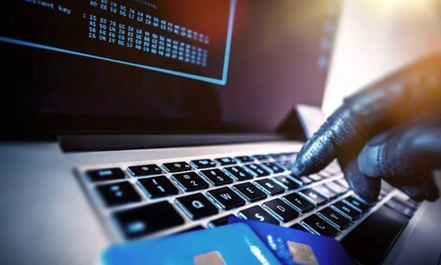 മുംബൈ ക്രൈംബ്രാഞ്ചാണ്, അറസ്റ്റ് ചെയ്യും; ഓൺലൈൻ തട്ടിപ്പിൽ പള്ളുരുത്തി സ്വദേശിക്ക് നഷ്ടമായത് 15 ലക്ഷം രൂപ