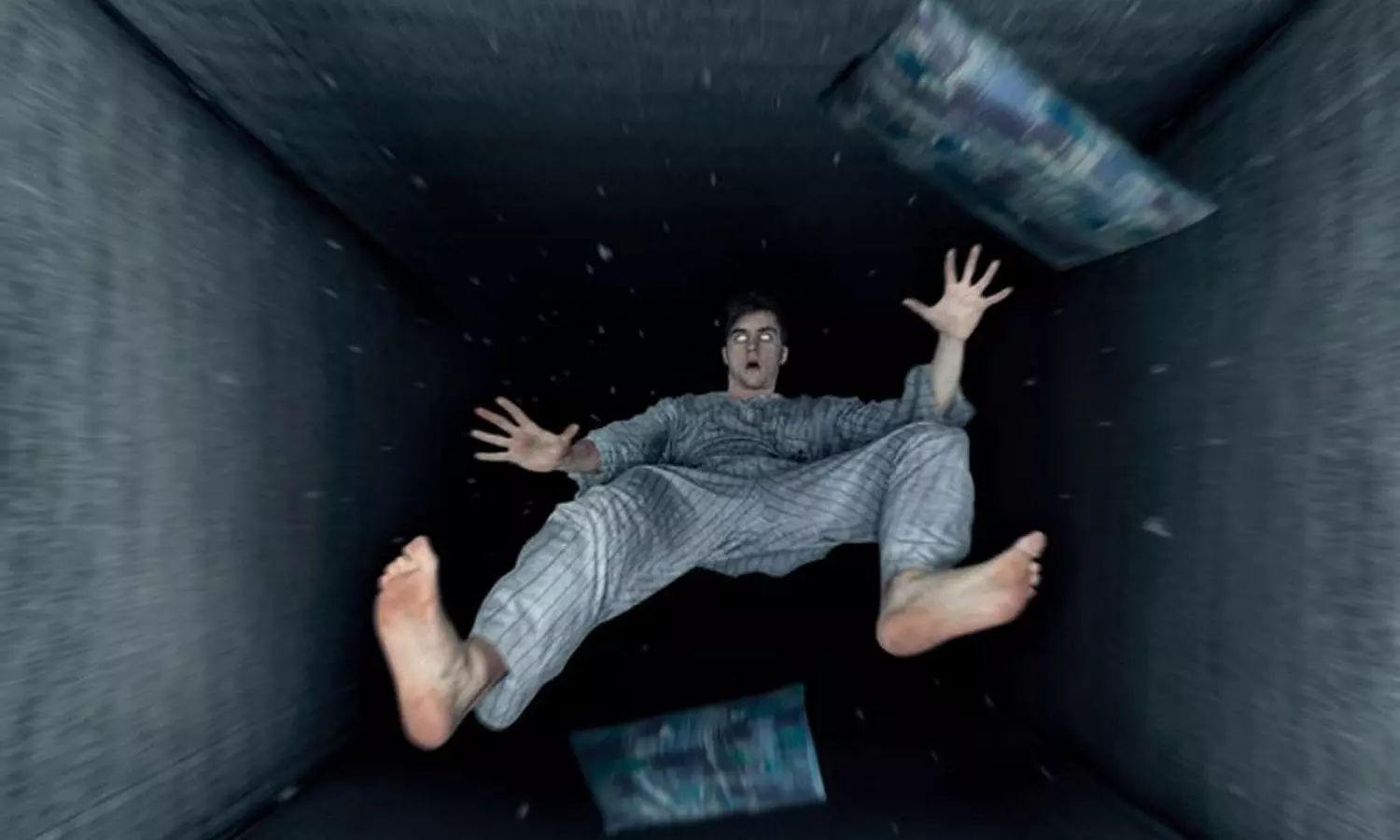 ഉയരങ്ങളിൽ നിന്ന് താഴേക്ക് വീഴുന്നതായി സ്വപ്നം കാണാറുണ്ടോ? കാരണം ഇതാണ്..