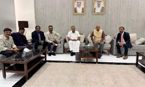 Kerala Chief Minister in Kuwait; Expatriate community welcomes him