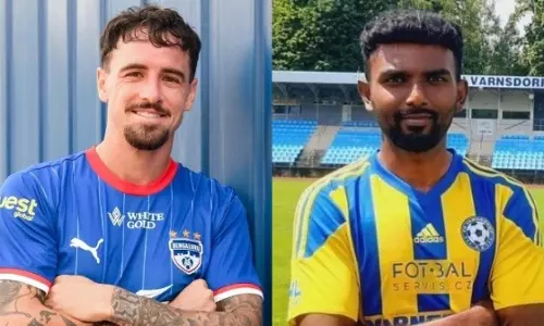 റയാൻ വില്യംസും അബ്നീത് ഭാർതിയും ഇനി ഇന്ത്യക്കായി പന്തു തട്ടും