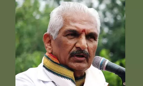 വിദ്വേഷ പ്രസംഗം: ആർഎസ്എസ് നേതാവ് പ്രഭാകർ ഭട്ടിനെ ചോദ്യം ചെയ്തു വിദ്വേഷ പ്രസംഗം: ആർഎസ്എസ് നേതാവ് പ്രഭാകർ ഭട്ടിനെ ചോദ്യം ചെയ്തു