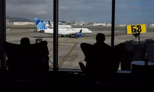 ഷട്ട്ഡൗൺ: യുഎസില്‍ വിമാന സർവീസുകൾ റദ്ദാക്കുന്നു, പ്രതിസന്ധി രൂക്ഷം, ആശങ്ക