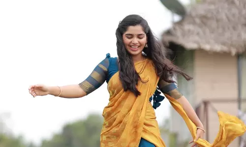 ശരീര ഭാരം എത്രയെന്ന് ചോദ്യം; യൂട്യൂബർക്ക് ചുട്ടമറുപടിയുമായി നടി ഗൗരി കിഷൻ