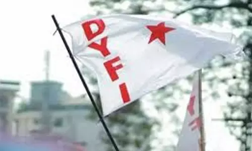 പത്തനംതിട്ടയിൽ ഡിവൈഎഫ്ഐ പ്രവർത്തകനെ വെട്ടി പത്തനംതിട്ടയിൽ ഡിവൈഎഫ്ഐ പ്രവർത്തകനെ വെട്ടി